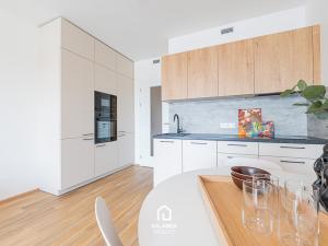 Prodej bytu 1+kk, Praha - Hloubětín, Poděbradská, 32 m2