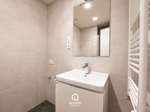 Prodej bytu 1+kk, Praha - Hloubětín, Poděbradská, 32 m2
