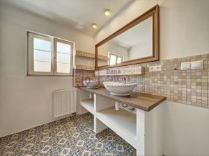Pronájem bytu 3+1, Jindřichův Hradec, Na Hradbách, 74 m2