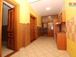 Prodej bytu 3+1, Nový Bor - Arnultovice, Gen. Svobody, 75 m2