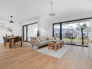 Prodej rodinného domu, Praha - Lysolaje, K Housličkám, 208 m2
