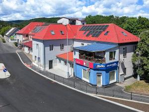 Pronájem bytu 2+kk, Chomutov, Lipská, 70 m2