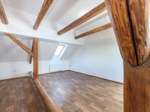 Pronájem bytu 2+kk, Chomutov, Lipská, 70 m2