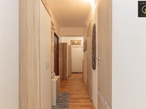 Prodej bytu 2+1, Kladno, Petrohradská, 49 m2