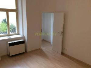 Pronájem bytu 1+kk, Praha - Nusle, Svatoslavova, 23 m2