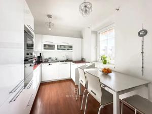 Prodej bytu 2+1, Praha - Dolní Počernice, Národních hrdinů, 75 m2