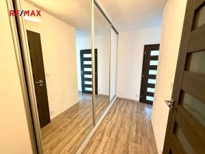 Pronájem bytu 2+kk, Slaný, Okružní, 41 m2