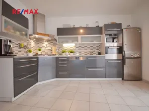 Prodej činžovního domu, Slaný, Vinařického, 200 m2