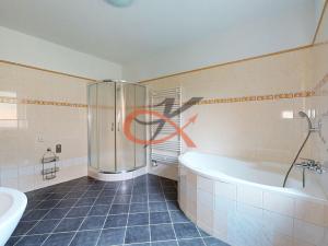 Prodej rodinného domu, Valašské Meziříčí, Ve Svahu, 209 m2