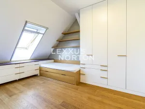 Pronájem rodinného domu, Praha - Dejvice, Soborská, 341 m2
