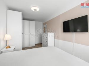 Prodej bytu 3+1, Praha - Řepy, Španielova, 74 m2