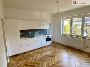 Prodej bytu 2+kk, Praha - Žižkov, Viklefova, 53 m2