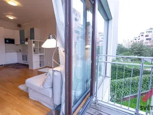 Pronájem bytu 2+kk, Praha - Holešovice, Jankovcova, 55 m2