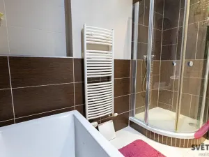 Pronájem bytu 2+kk, Praha - Holešovice, Jankovcova, 55 m2