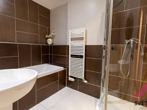 Pronájem bytu 2+kk, Praha - Holešovice, Jankovcova, 55 m2