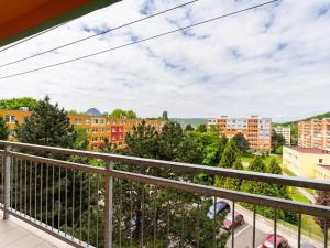 Pronájem bytu 2+kk, Bílina, Čapkova, 43 m2
