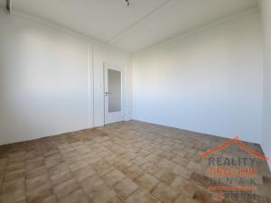 Prodej bytu 3+1, Pardubice - Studánka, Luďka Matury, 75 m2