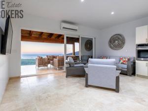 Prodej rodinného domu, Roatan, José Santos Guardiola, Honduras, 2626 m2