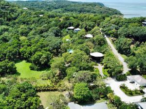 Prodej pozemku, Coxen Hole, Roatán, Honduras, 8984 m2