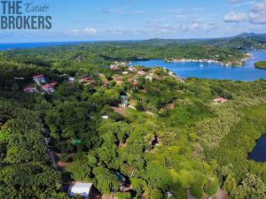 Prodej pozemku, Coxen Hole, Roatán, Honduras, 1000 m2