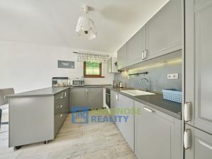 Prodej rodinného domu, Trutnov - Lhota, Bezděkovská, 208 m2
