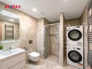 Pronájem bytu 2+kk, Praha - Libeň, Vojenova, 58 m2