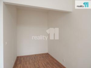 Pronájem bytu 1+kk, Praha - Ruzyně, Drnovská, 26 m2