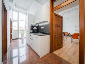 Pronájem kanceláře, Praha - Vinohrady, Slezská, 20 m2