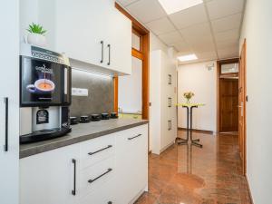 Pronájem kanceláře, Praha - Vinohrady, Slezská, 20 m2