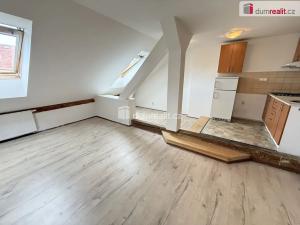 Pronájem bytu 2+kk, Praha - Smíchov, Jindřicha Plachty, 60 m2
