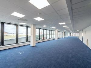 Pronájem kanceláře, Praha - Smíchov, Radlická, 469 m2