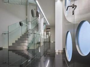 Pronájem kanceláře, Praha - Smíchov, Radlická, 1135 m2
