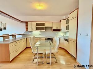Prodej bytu 3+kk, Modřice, Přízřenická, 116 m2