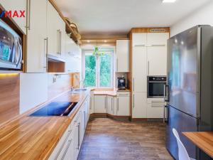 Prodej bytu 4+1, Karlovy Vary, Sládkova, 123 m2