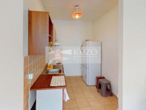 Pronájem bytu 1+kk, Jince, Zborovská, 33 m2