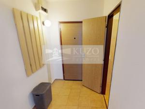 Pronájem bytu 1+kk, Jince, Zborovská, 33 m2