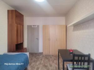 Pronájem pokoje, Praha - Vršovice, Kazašská, 18 m2