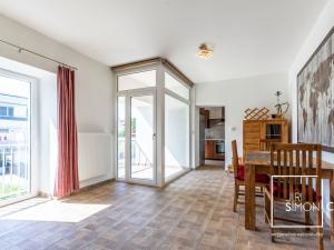 Pronájem bytu 2+kk, Praha - Ruzyně, Drnovská, 65 m2