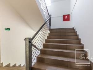 Pronájem bytu 2+kk, Praha - Ruzyně, Drnovská, 65 m2