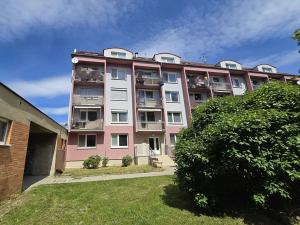 Prodej bytu 2+1, Židlochovice, sídl. Družba, 63 m2