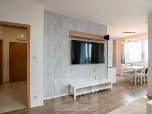 Pronájem bytu 2+kk, Praha - Dolní Měcholupy, Kryšpínova, 57 m2