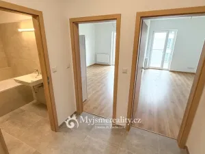 Pronájem bytu 2+kk, Znojmo, Vrbkova, 47 m2