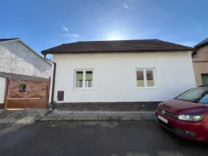 Pronájem bytu 2+kk, Káraný, 50 m2