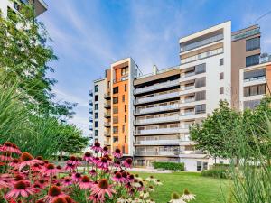 Pronájem bytu 2+kk, Praha - Holešovice, Sanderova, 58 m2