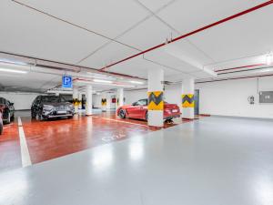 Pronájem bytu 2+kk, Praha - Holešovice, Sanderova, 58 m2