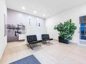 Pronájem bytu 2+kk, Praha - Holešovice, Sanderova, 58 m2