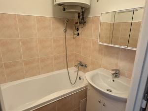 Pronájem bytu 2+1, Český Těšín, Ostravská, 53 m2