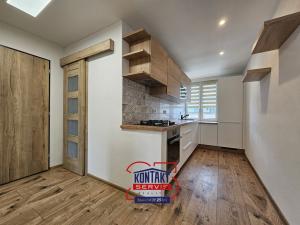 Pronájem bytu 3+1, České Budějovice, Jana Čarka, 60 m2