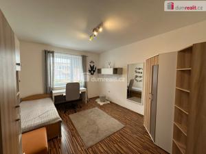Prodej bytu 3+1, Zlín, Obeciny I, 77 m2