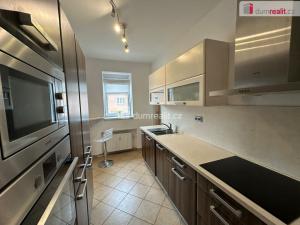 Prodej bytu 3+1, Zlín, Obeciny I, 77 m2